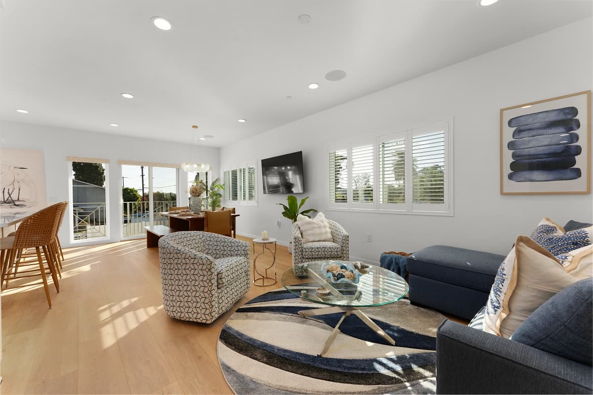 Oceanside Coastal Retreat - Unit A - Image 3