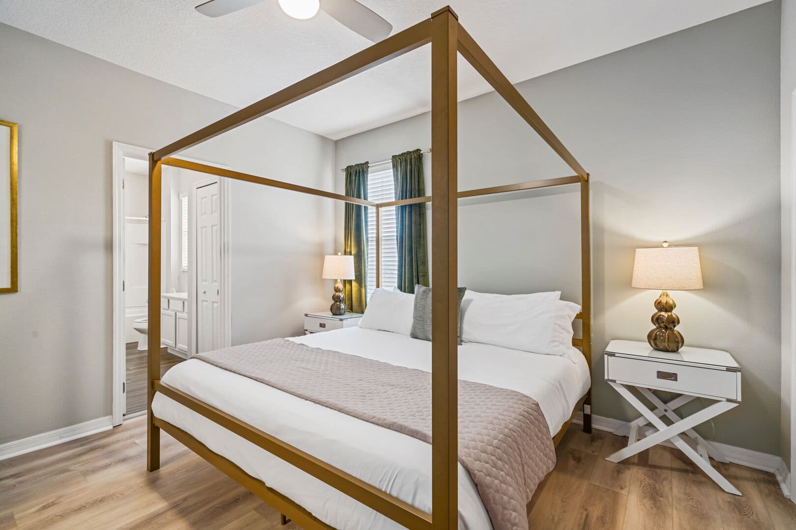 Gallery House - Image 43