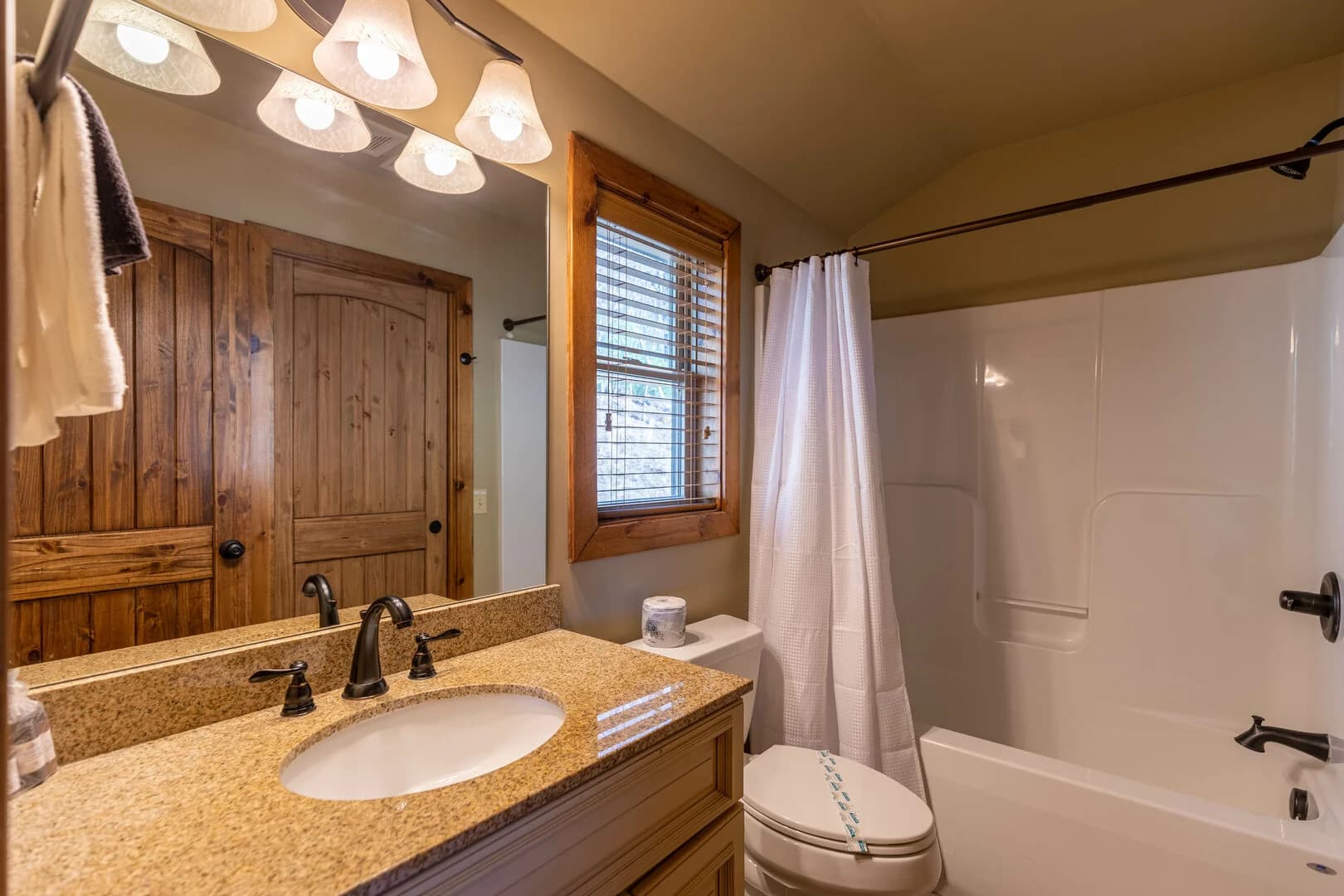 Skyland Cabin - Image 20