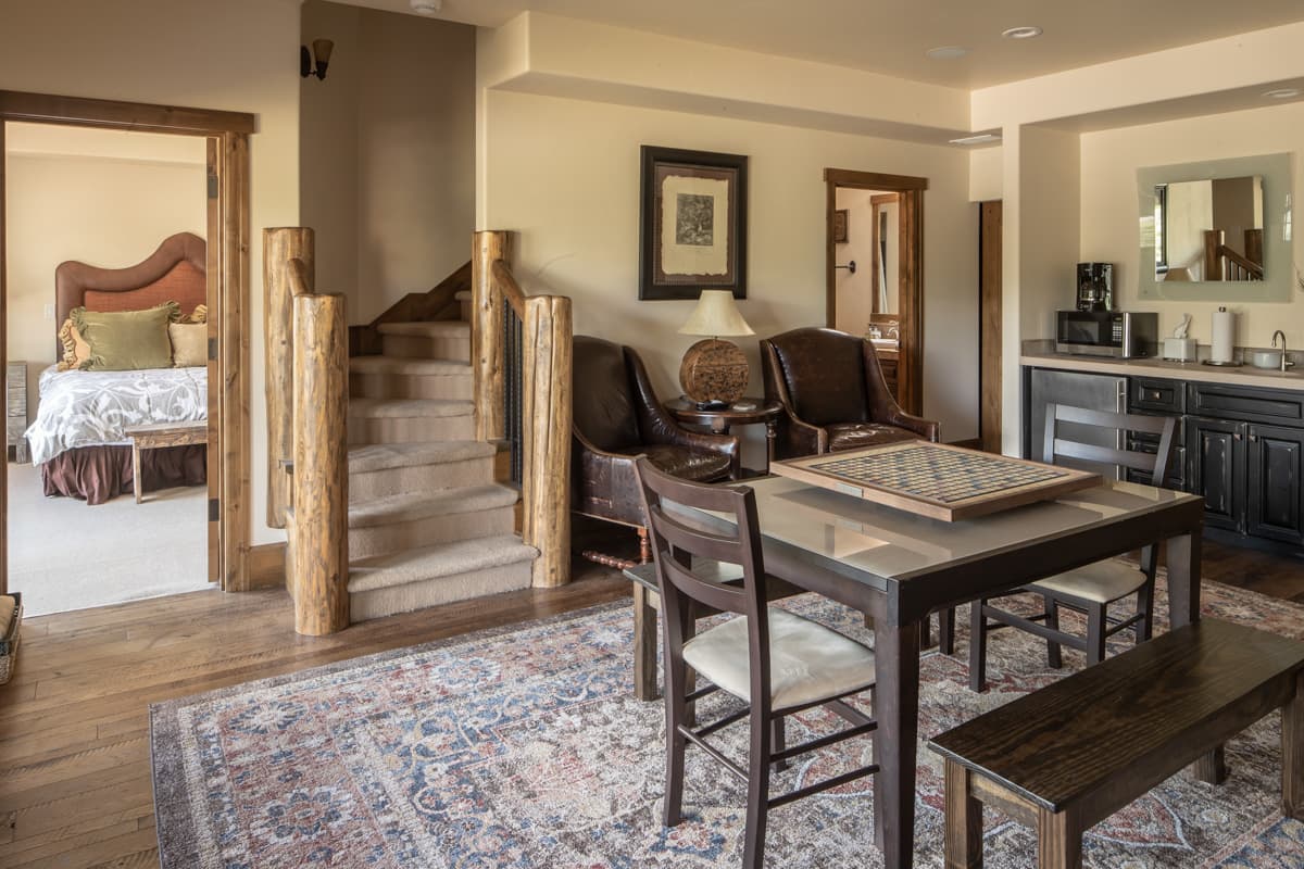 Settlement Cabin - Image 18