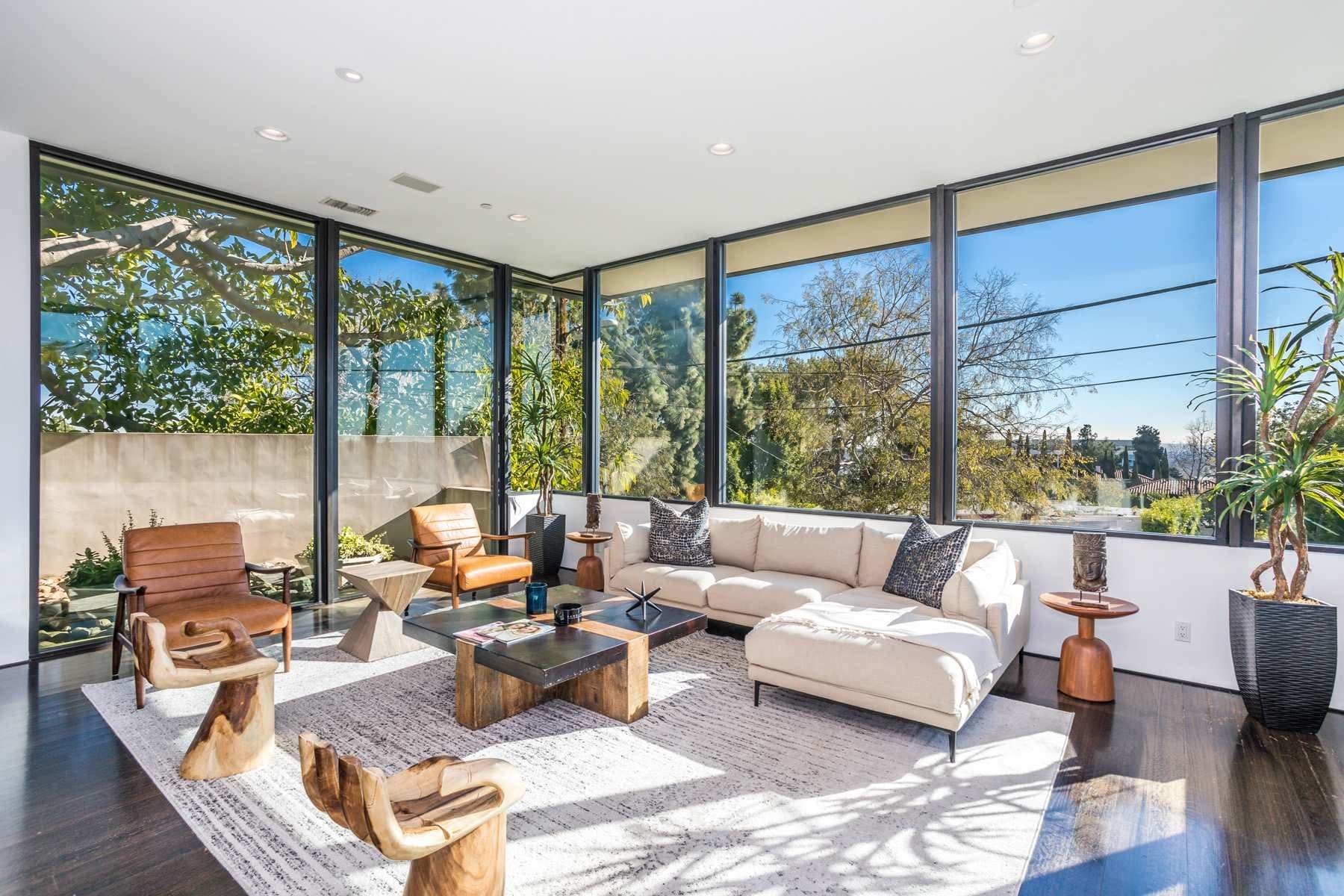 Bird Street Home - Image 7