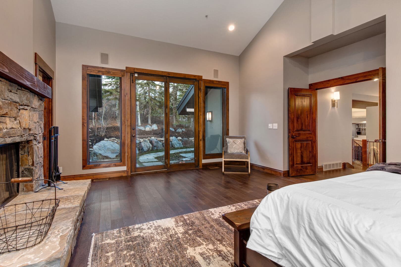 Majestic Bluebird - Image 17