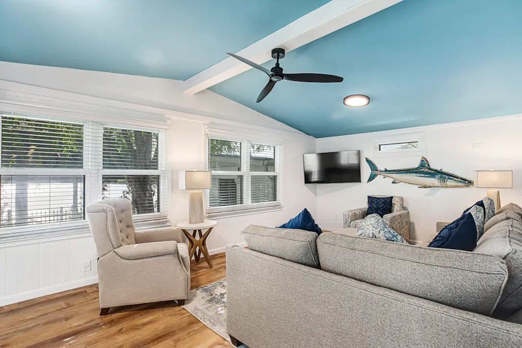 Sunset Bay - Image 6