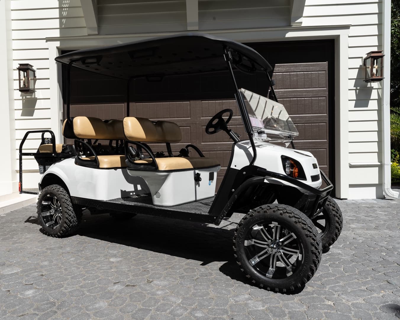 Social Manor - Image 53