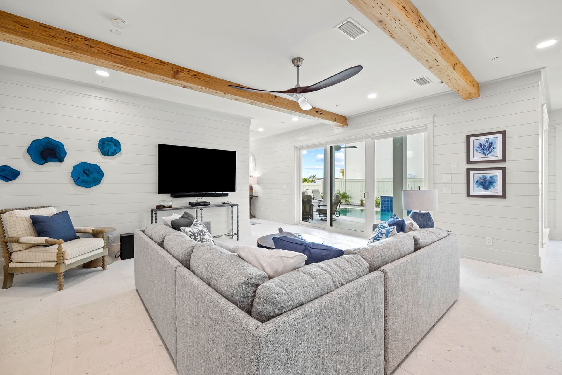 Emerald View - Image 4