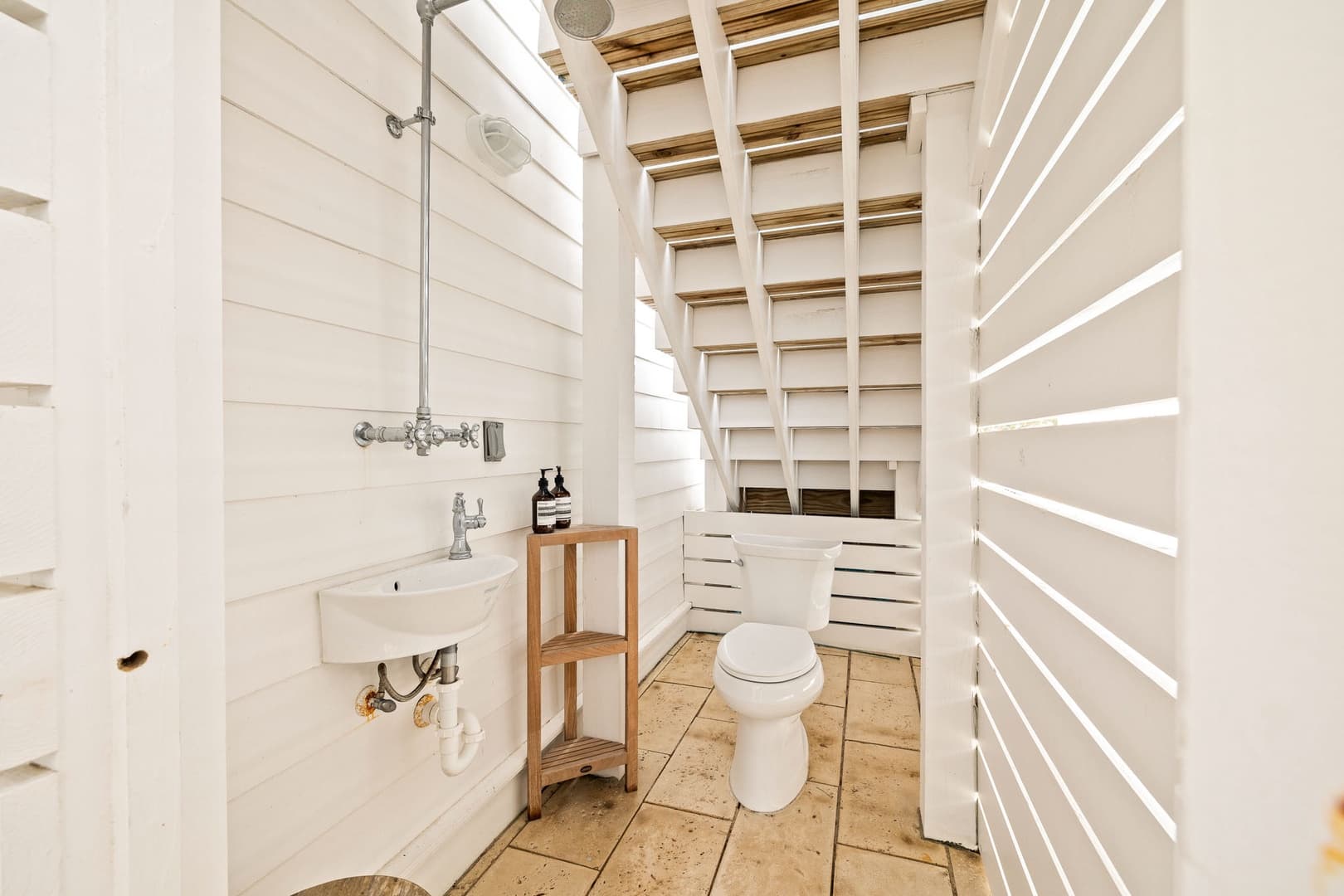 Traveler's Rest - Image 74