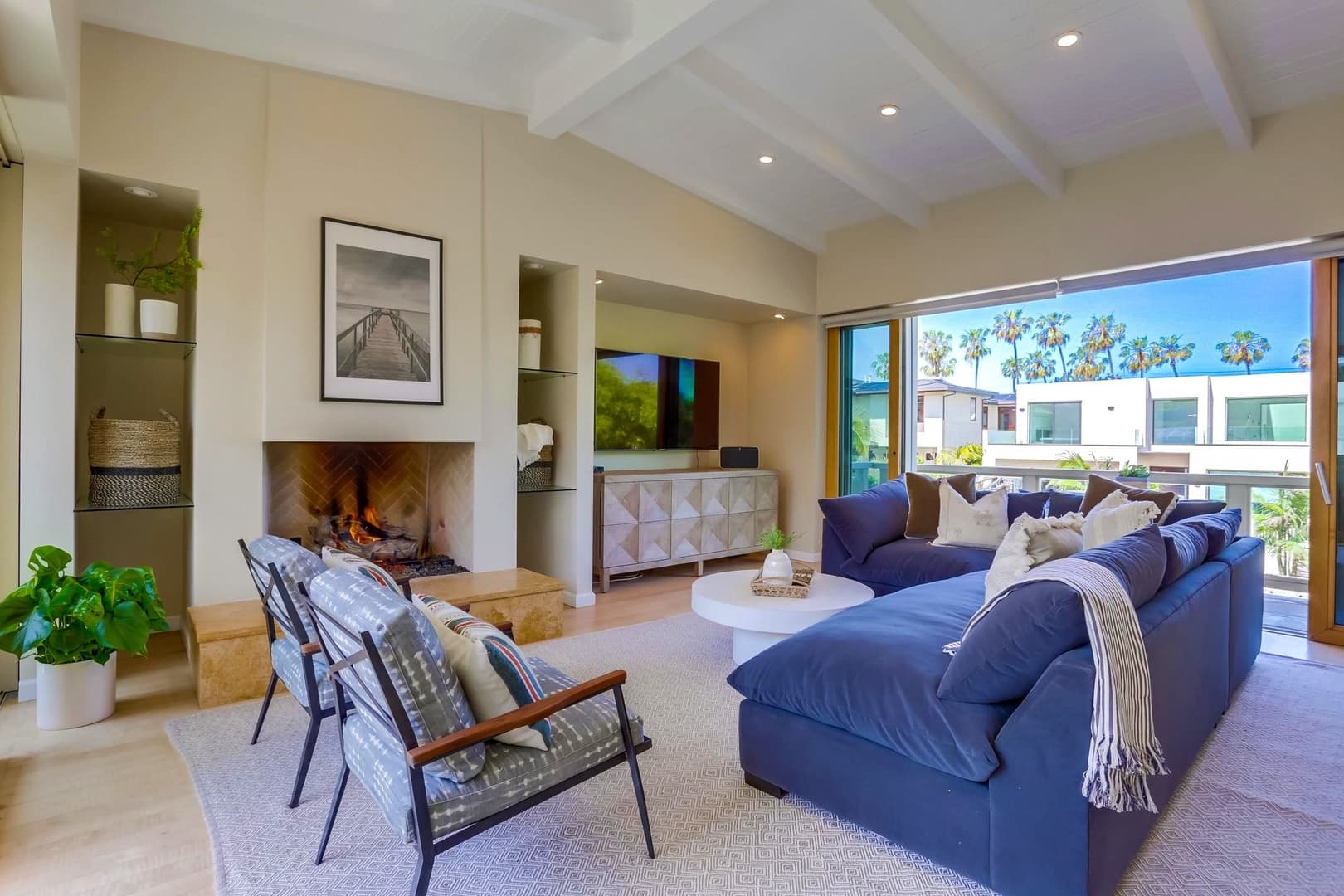 Summer Sea Home - Image 2