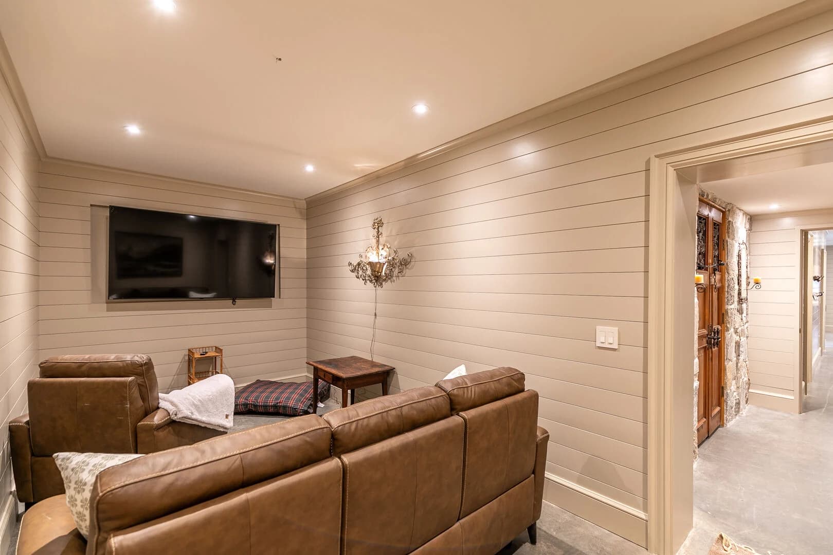 Antler Trail Lodge - Image 46