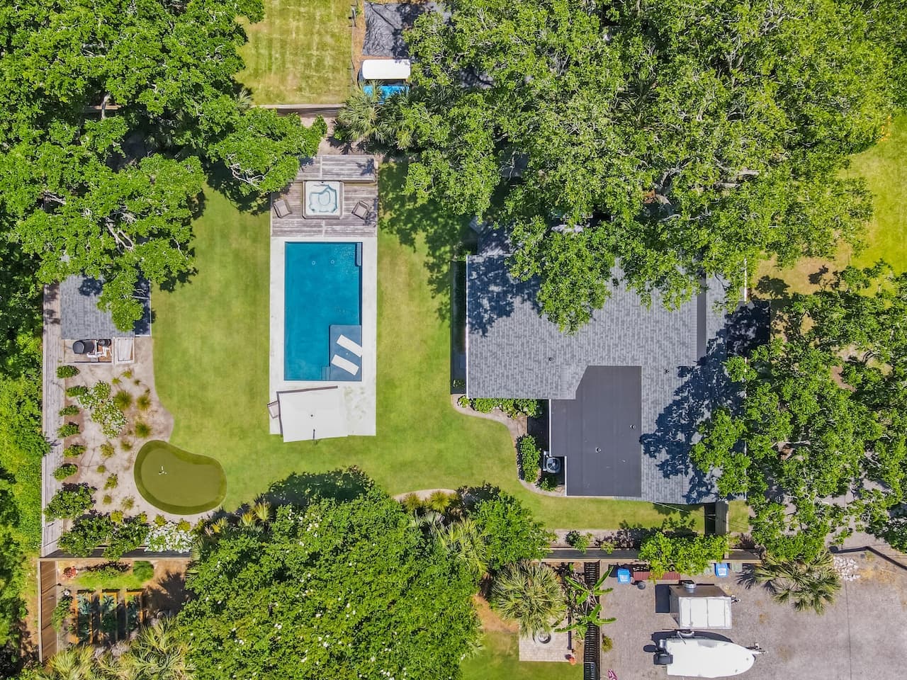 Tucked In - Image 42