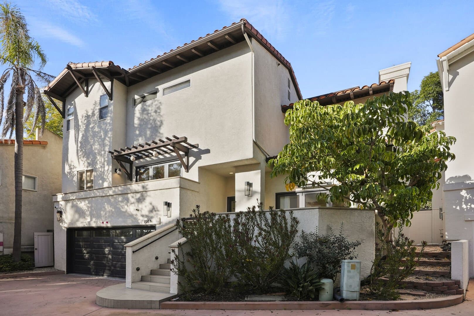 Village Vista - Image 3