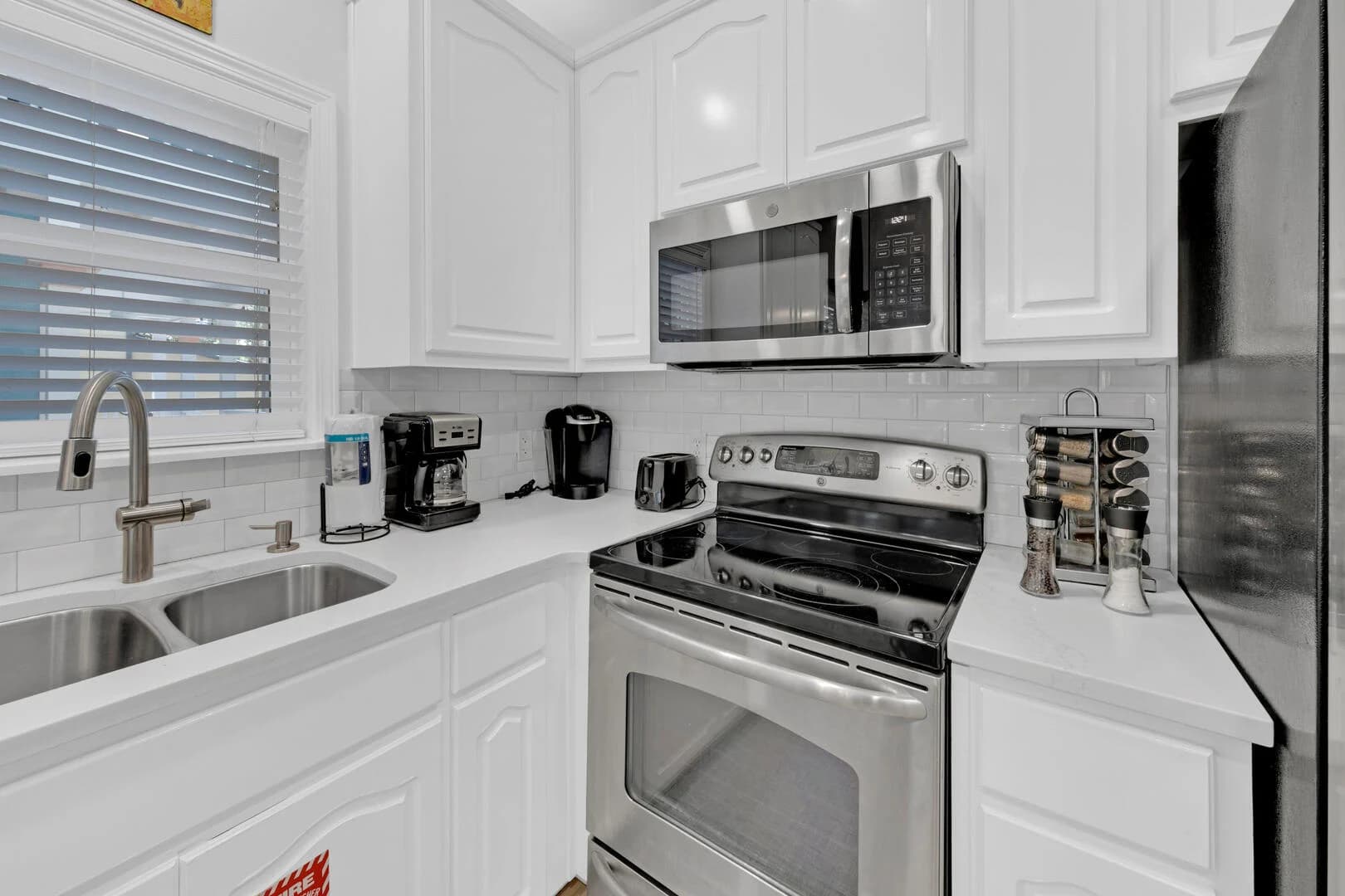 Pelican Paradise House - Image 10