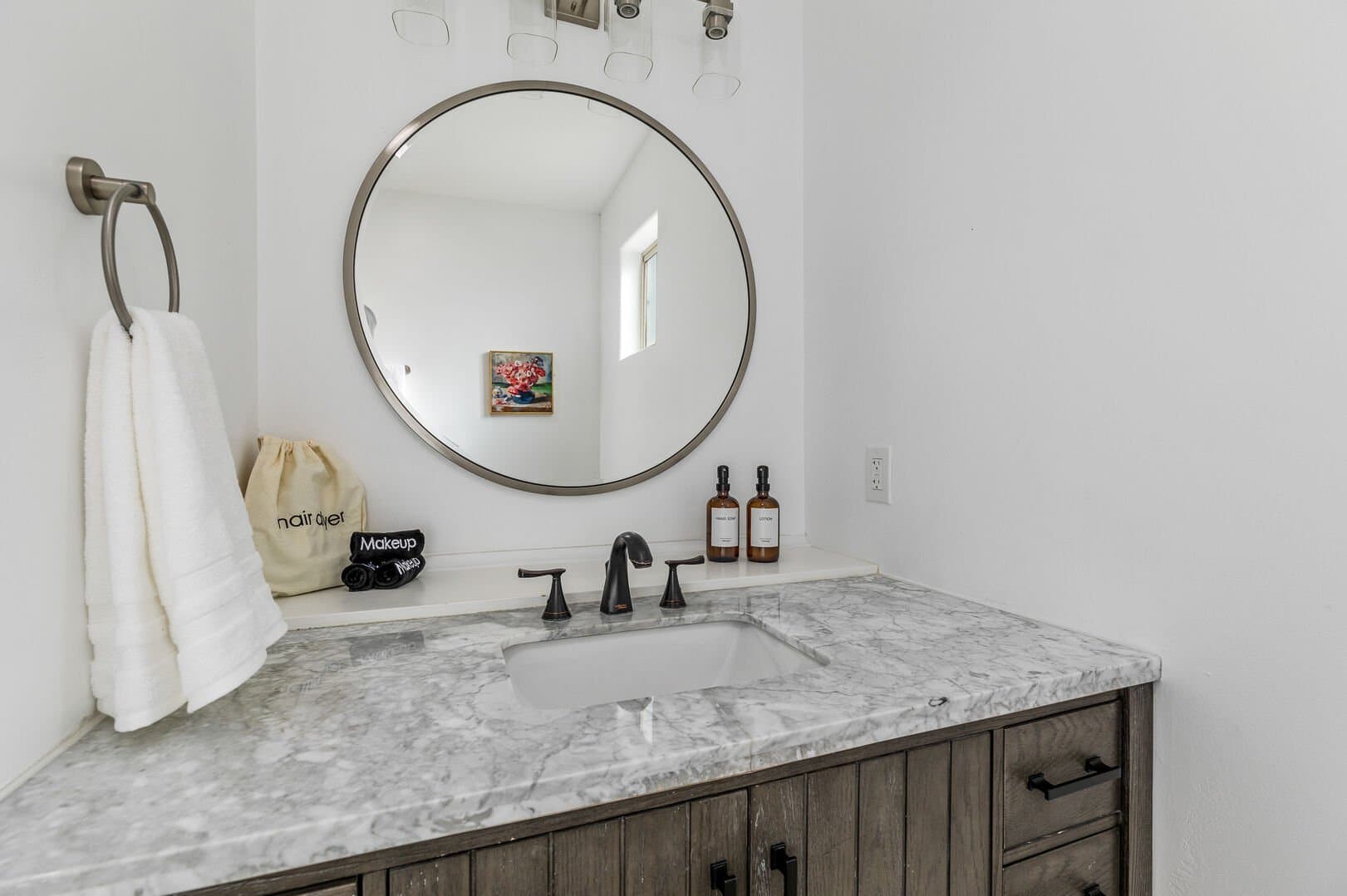 Pottery Place - Image 45