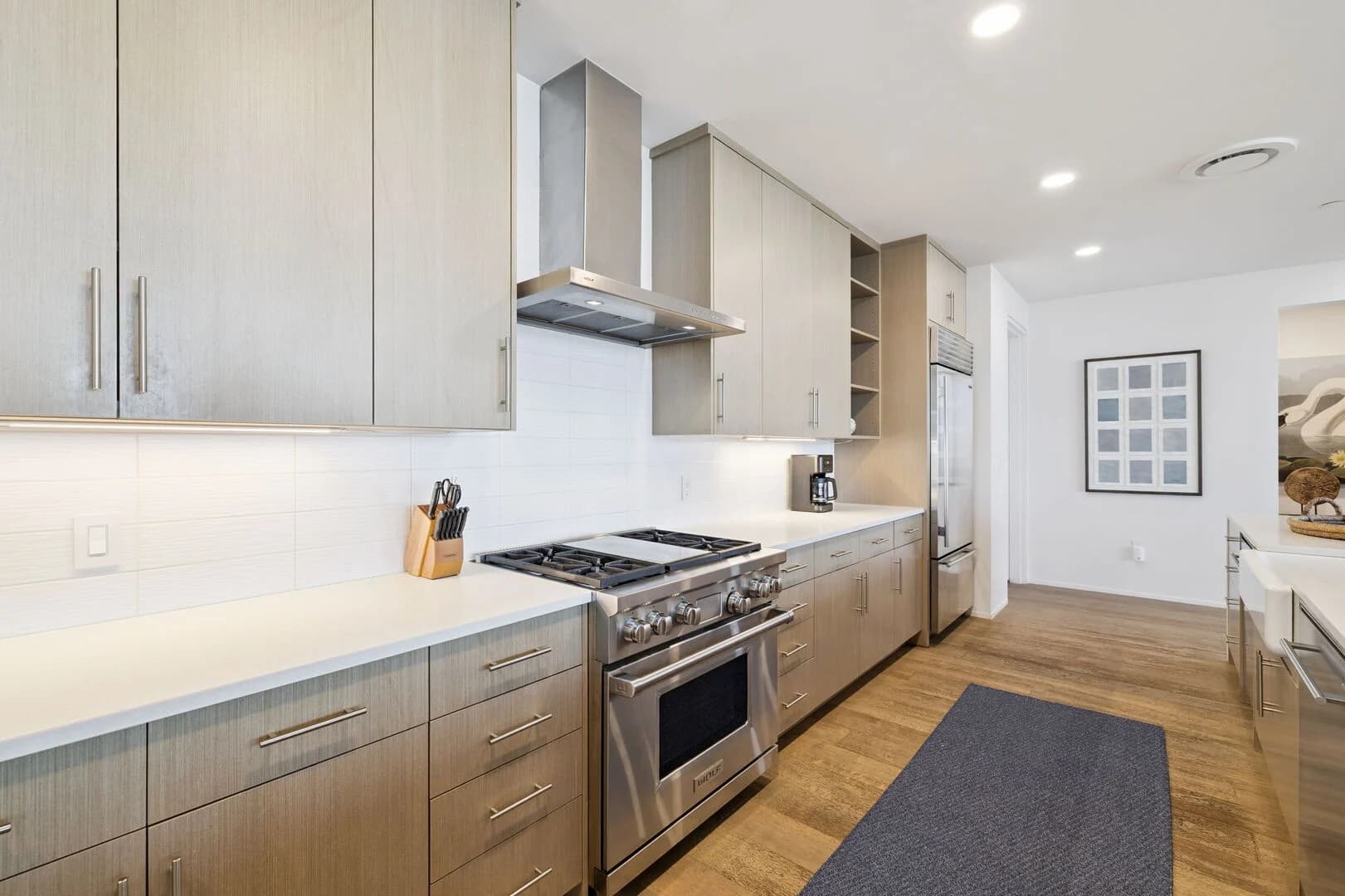 Viridian Penthouse #402 - Image 14