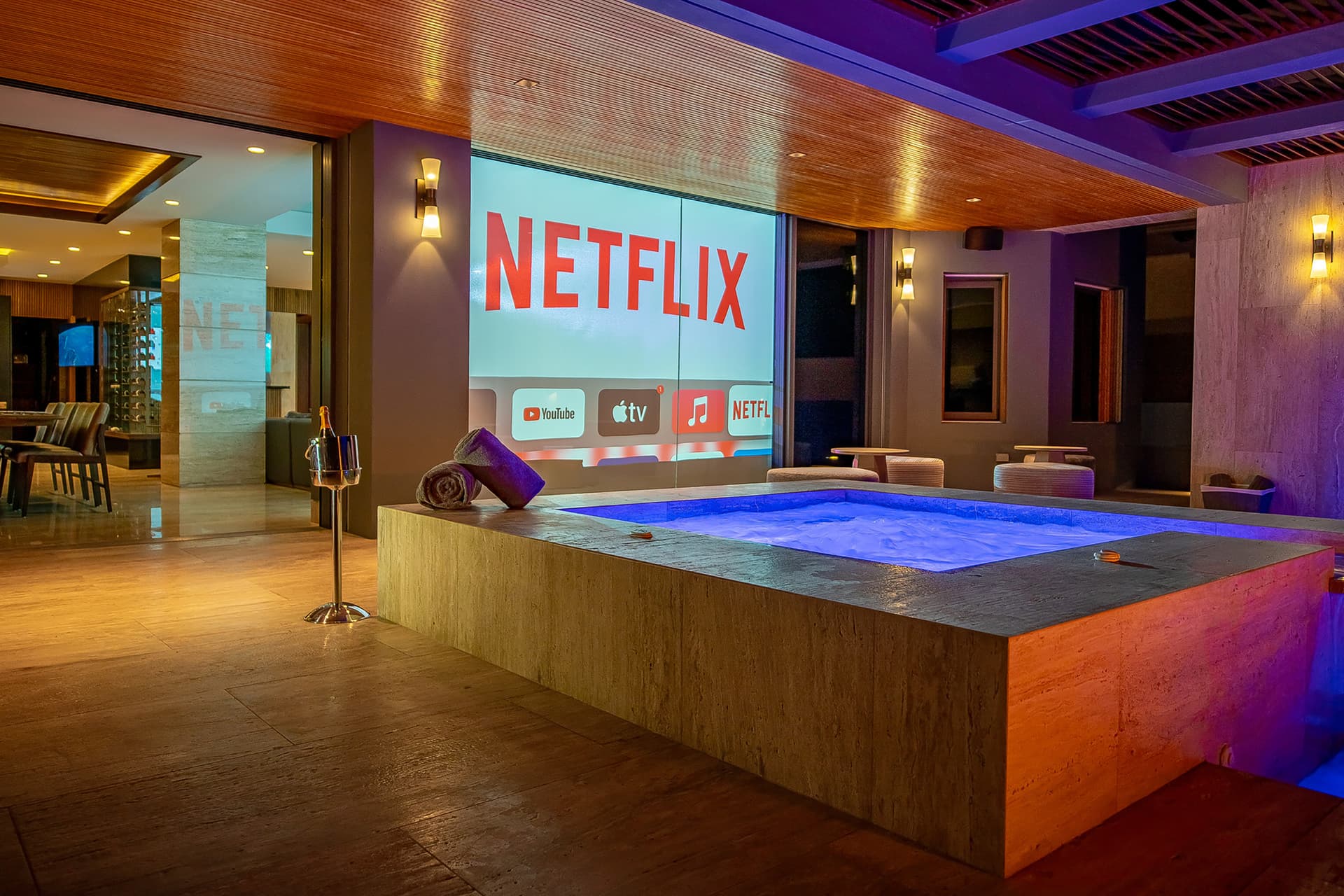 Maison De Cortes - Image 30