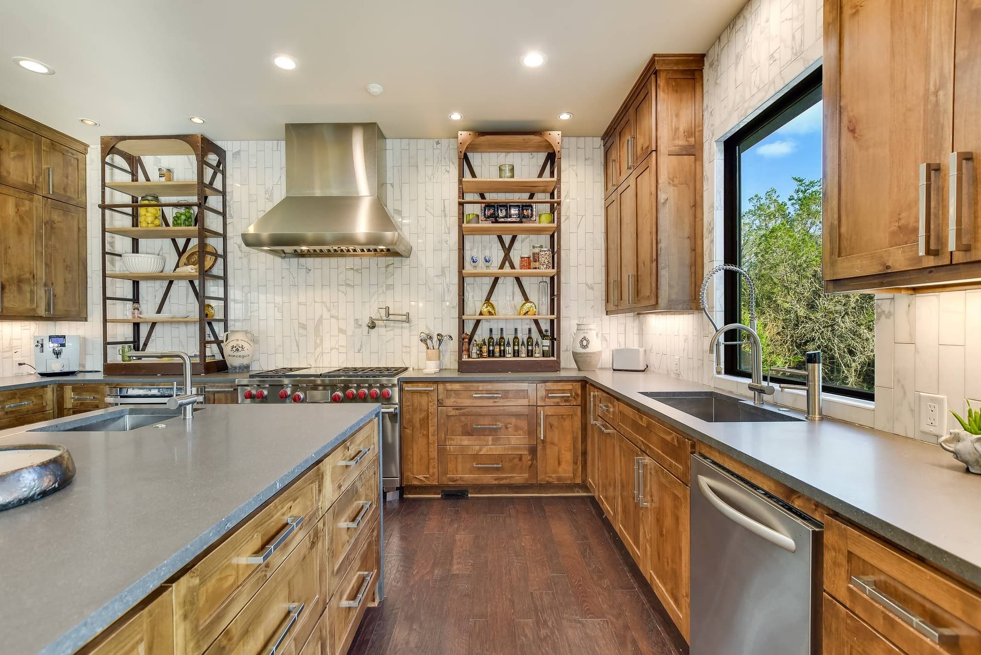 Sunset Point on Lake Travis - Image 14