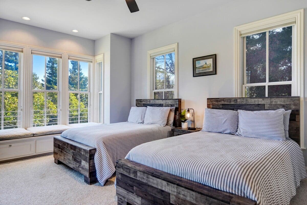 Armstrong Estate - Image 28