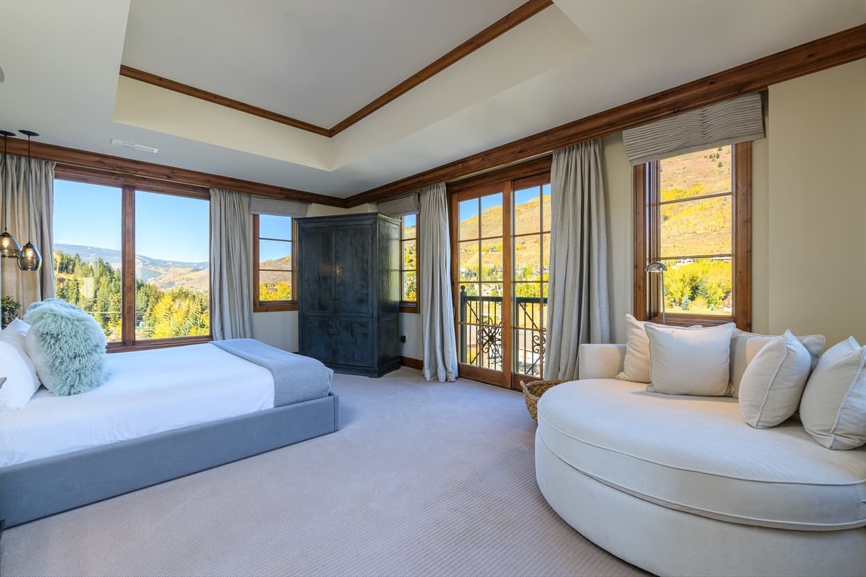 Cascade at The Ritz-Carlton - Image 6