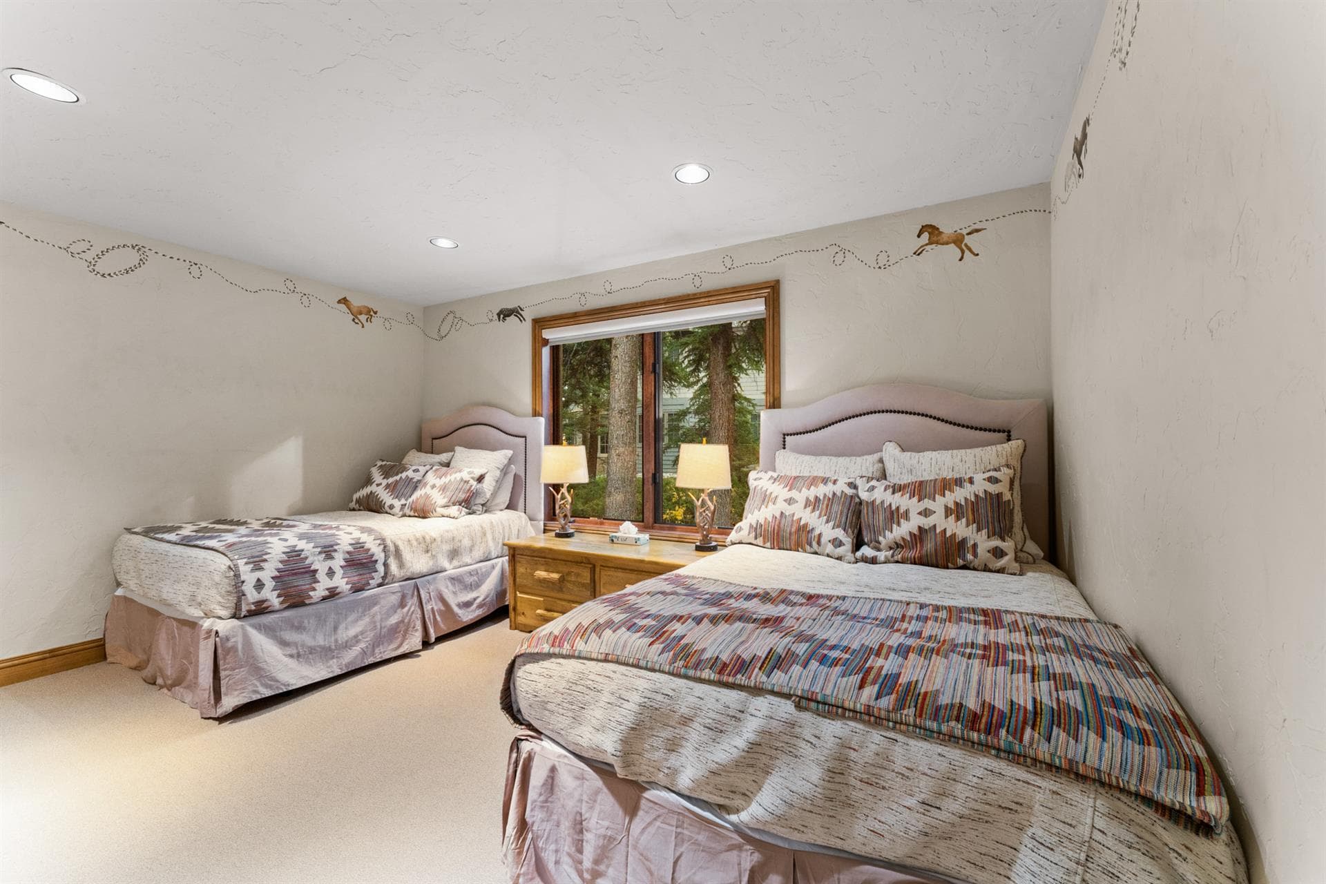 Goldenrod Circle - Image 52