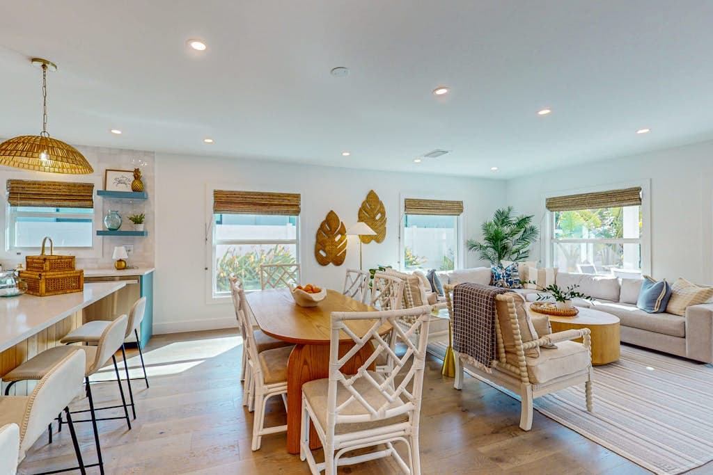 Yellow Door Beach Cottage - Image 4