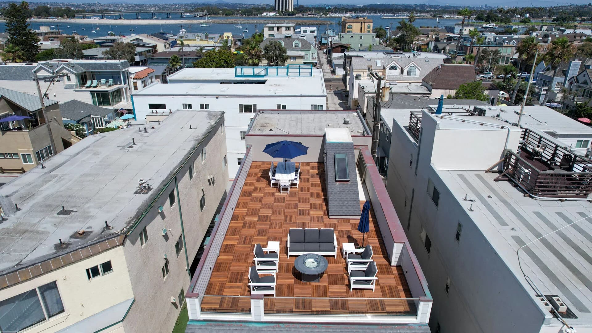 Oceanfront Paradise #2 - Image 30