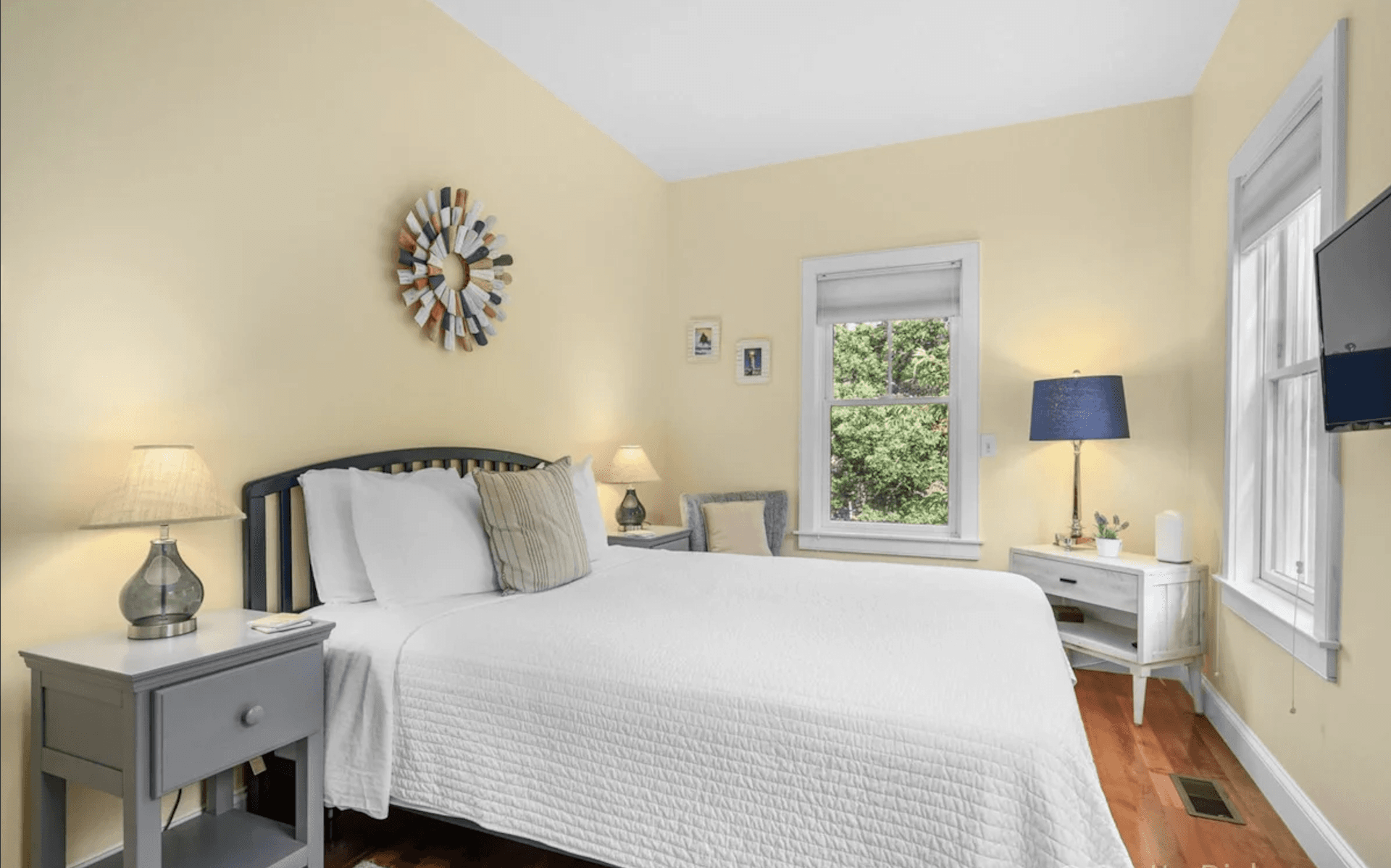 Bay Break - Image 13