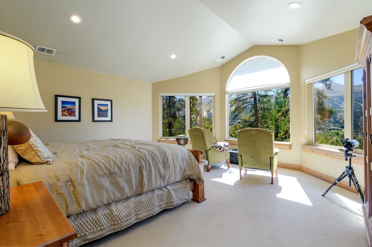 Aspenglow Chalet Above Downtown - Image 15