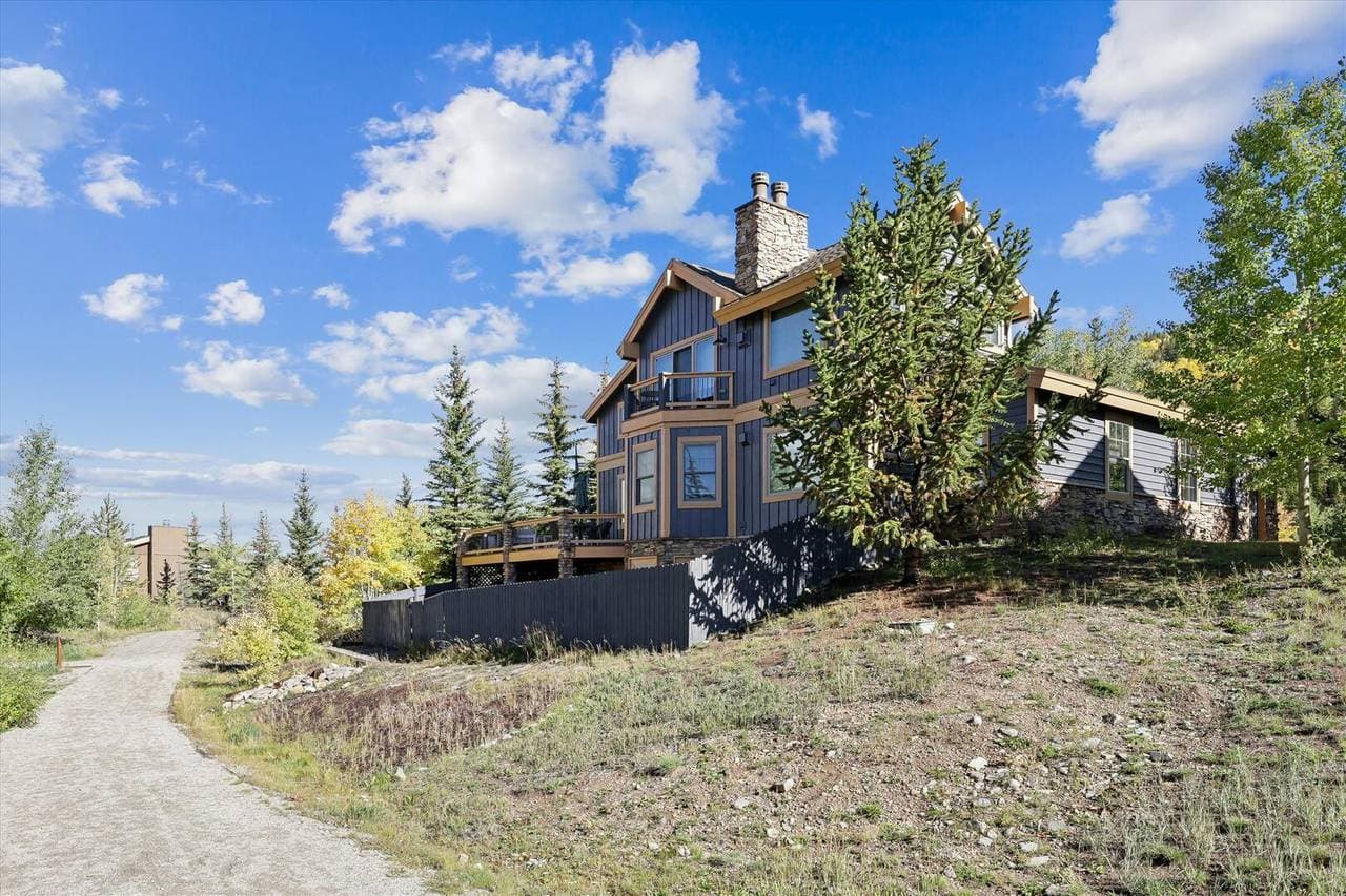 Creekside Escape - Image 45