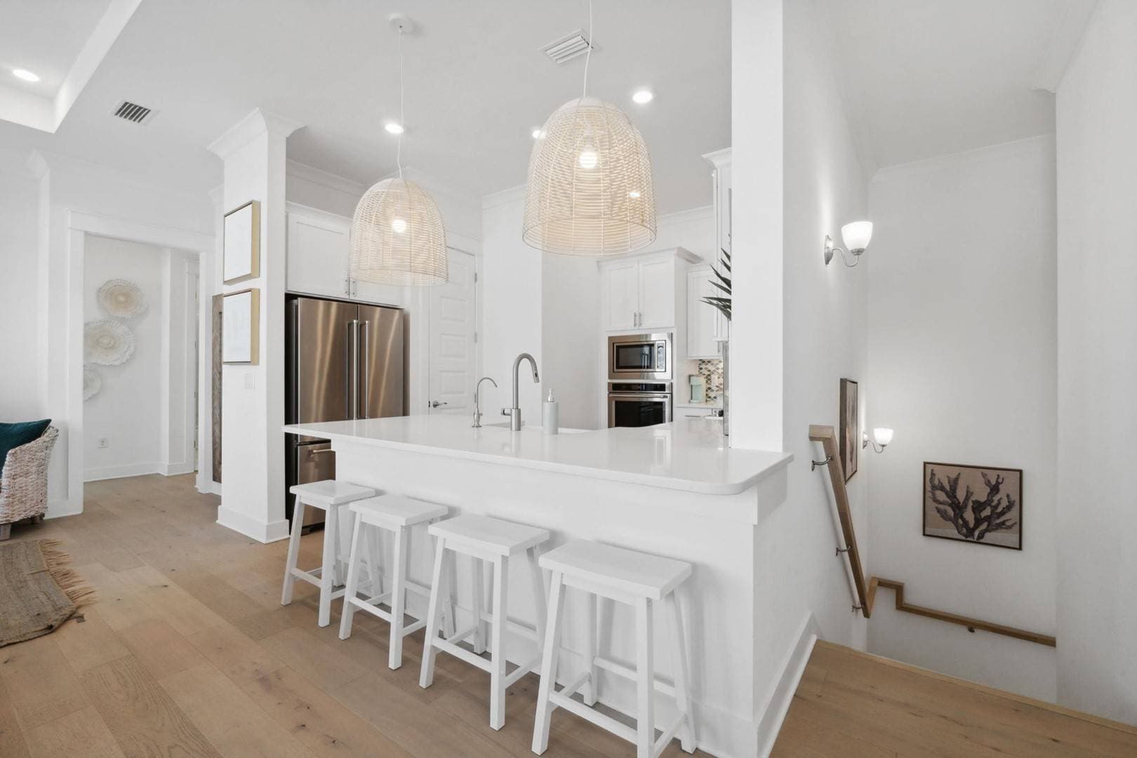 Emerald Waves - Image 5