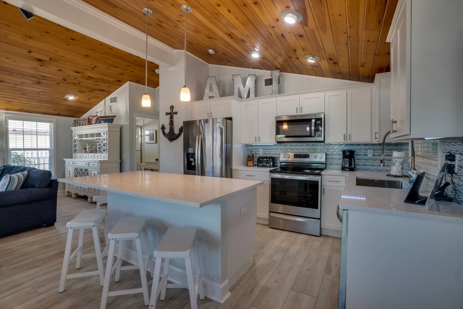 Anchor Splash House - Image 6