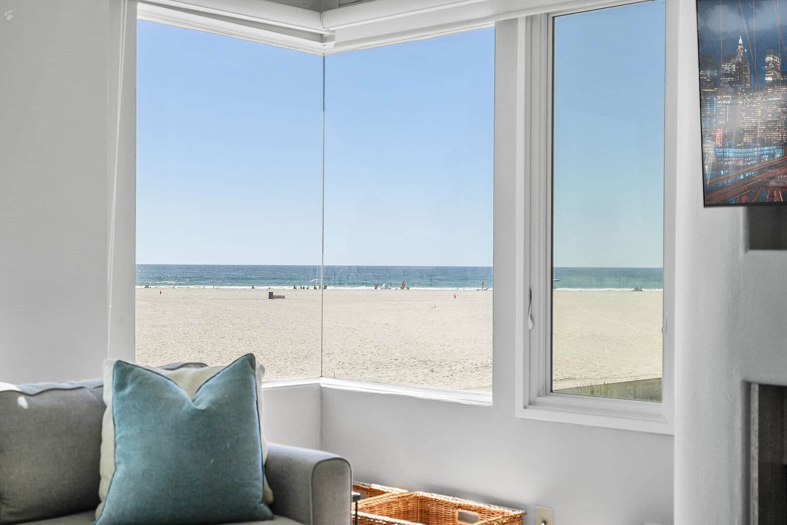 Oceanfront Palm House - Image 4