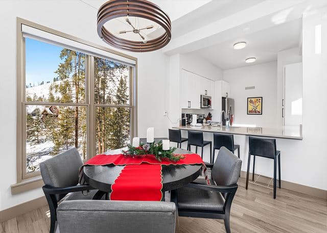 Quicksilver Condo #1640 - Image 5