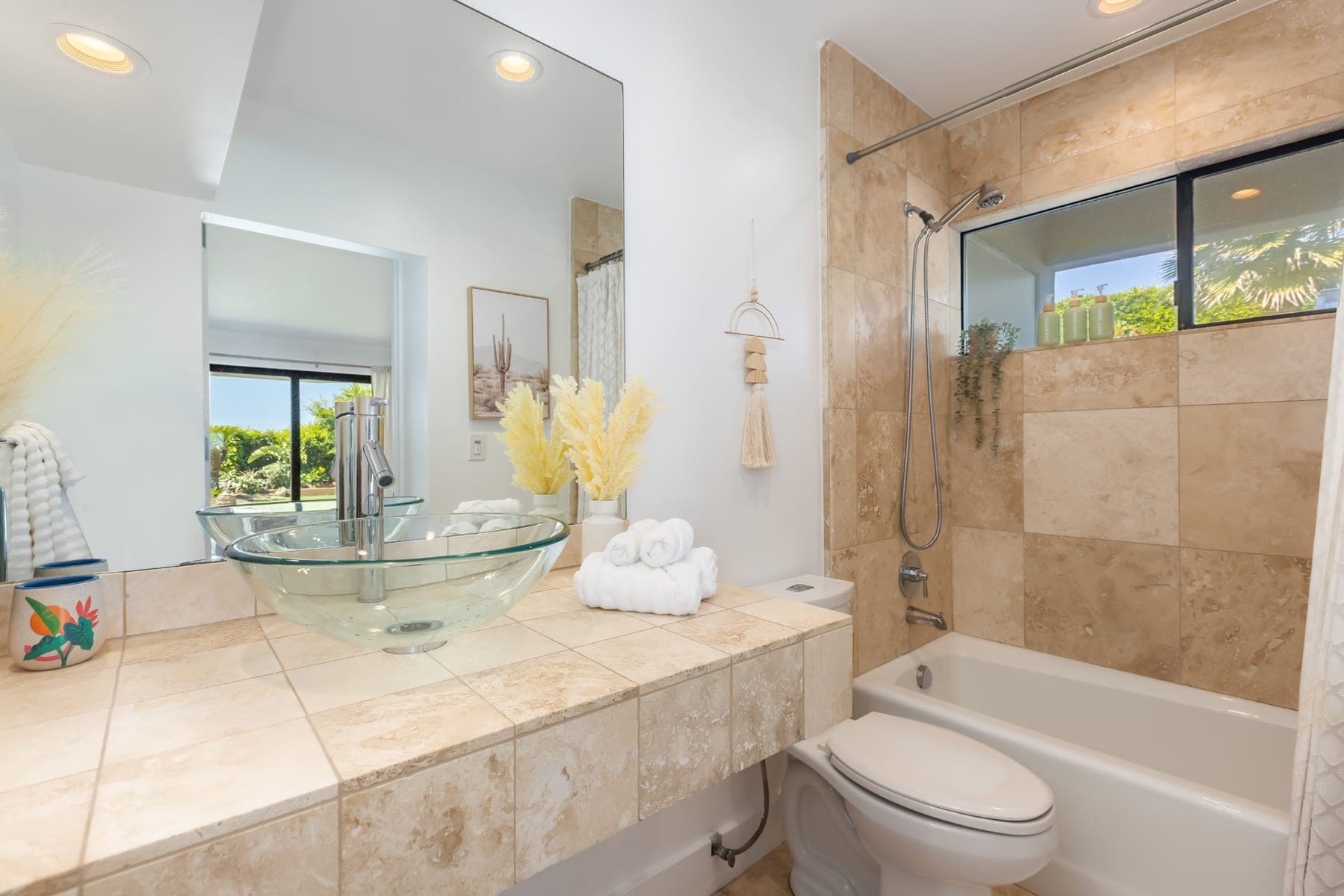 Malibu Sunset Oasis - Image 25