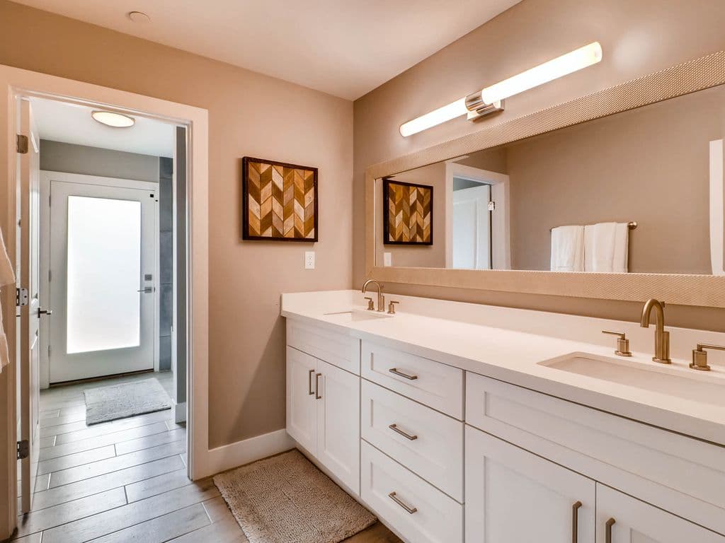 Calm Sojourn - Image 20