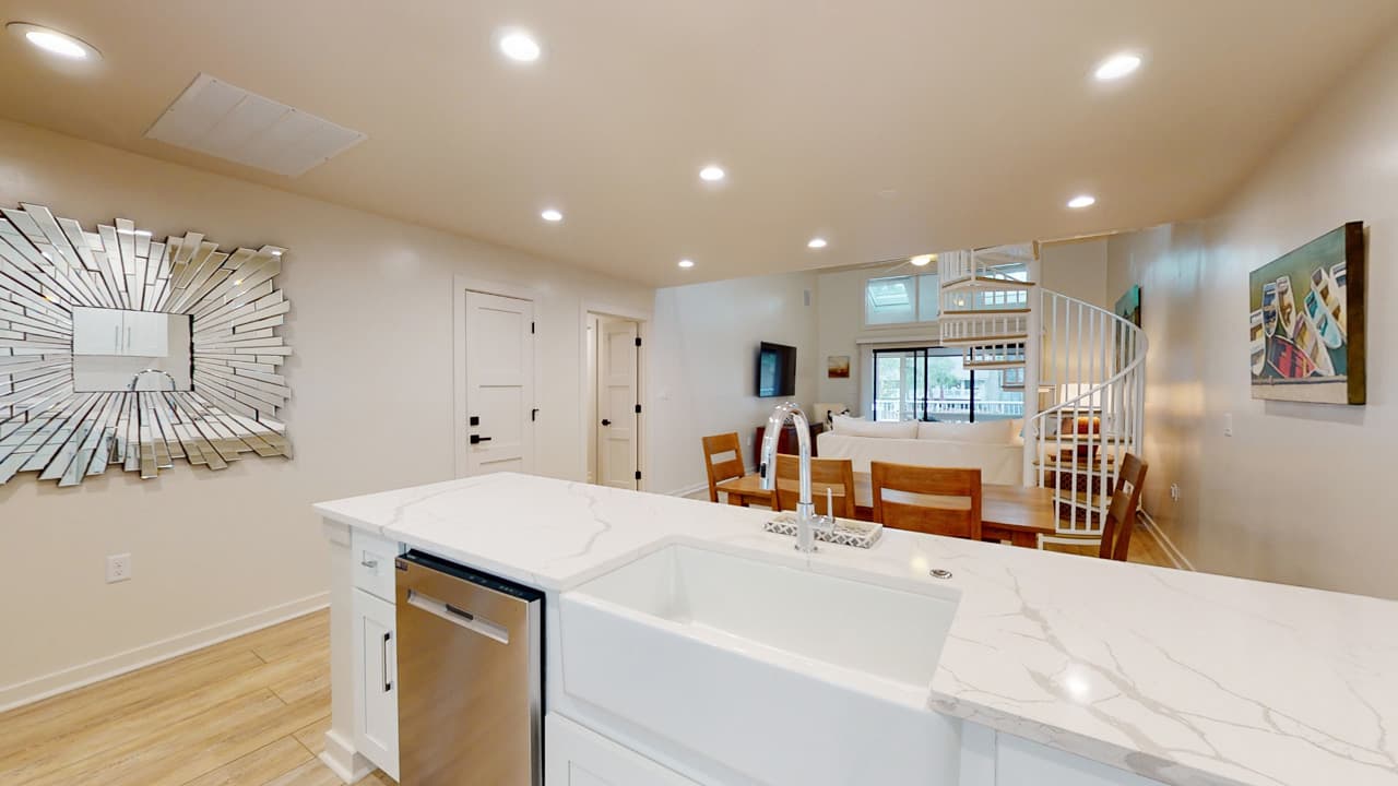 Blue Cove House - Image 3