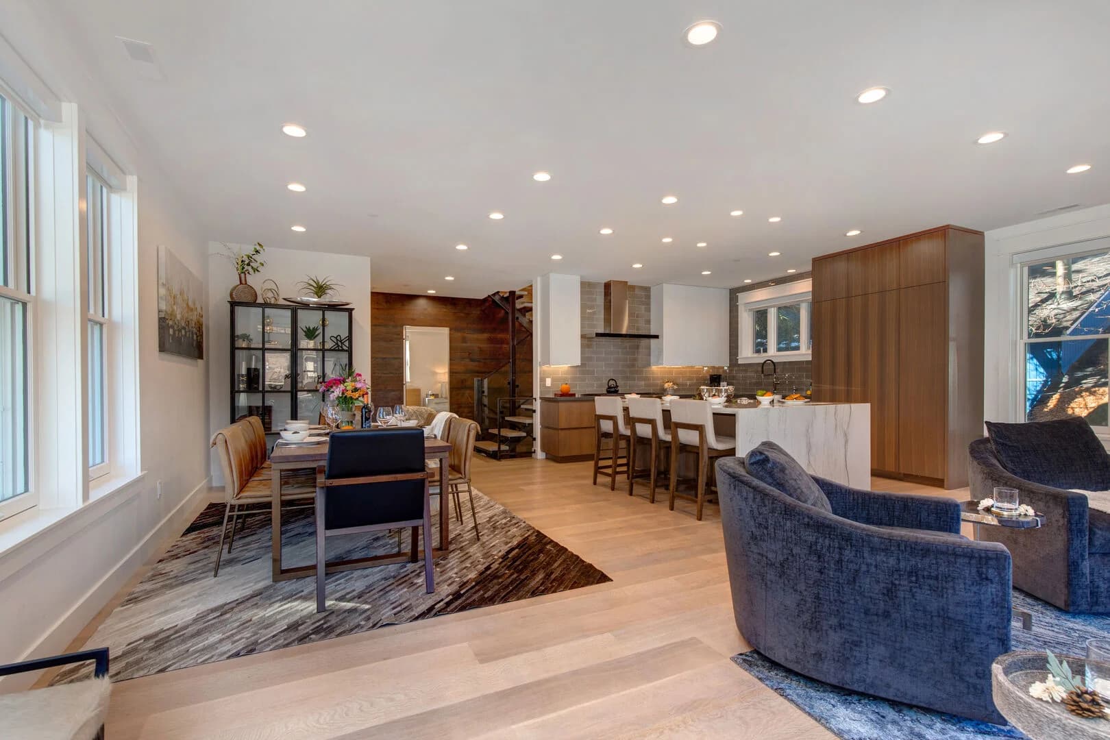 Avenue House - Image 6