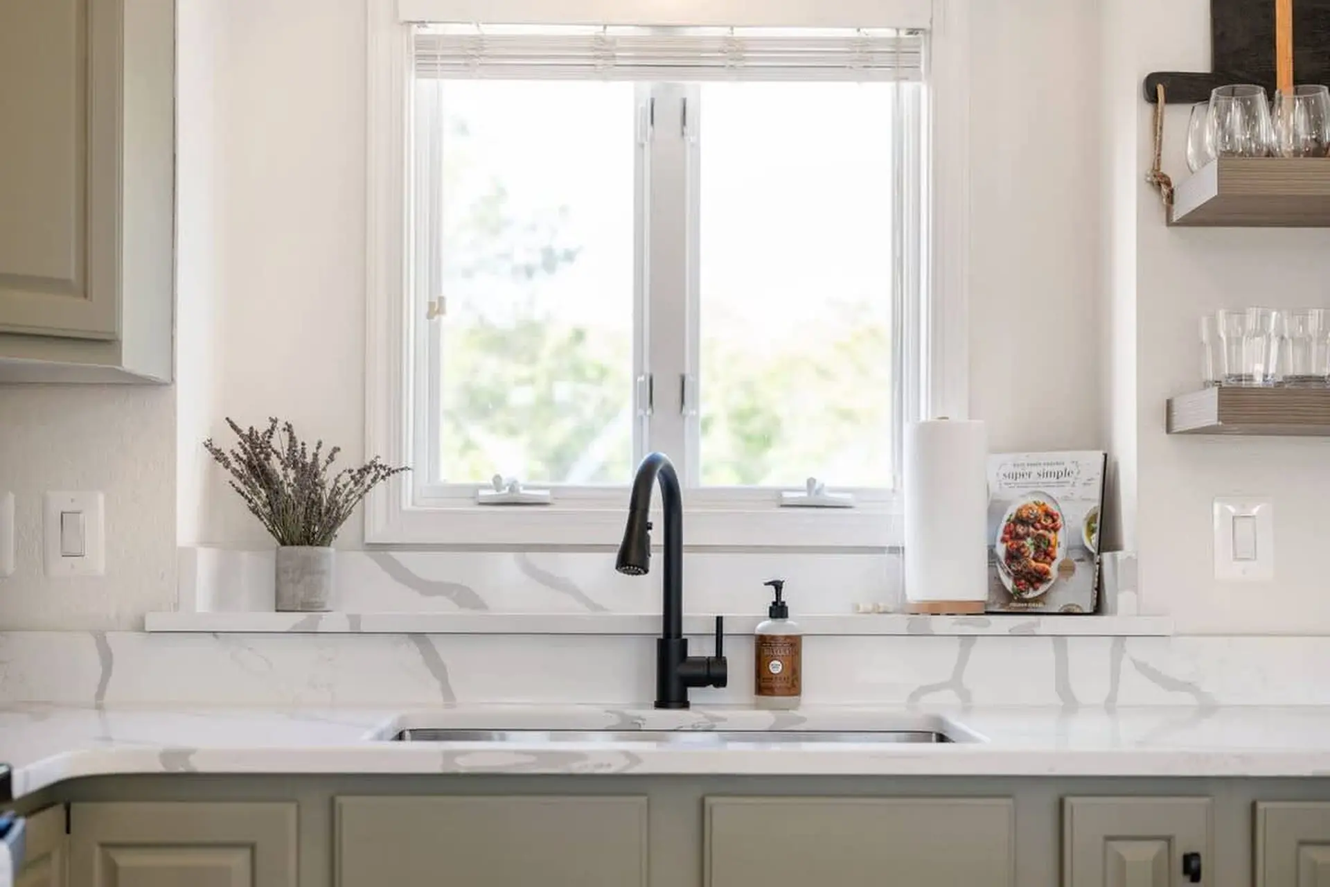 Yellow Lotus - Image 11