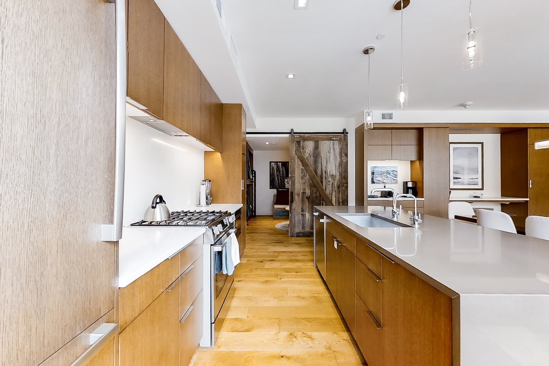 Lift 503 Home - Image 4