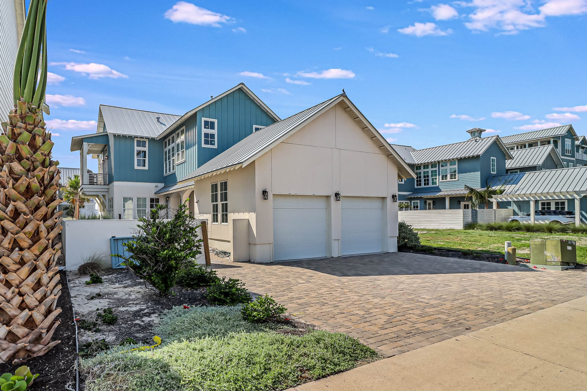 Sunset House - Image 52