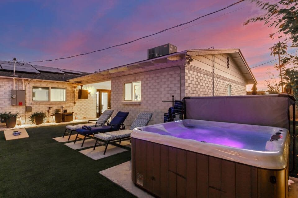 Crown Azul Retreat - Image 32