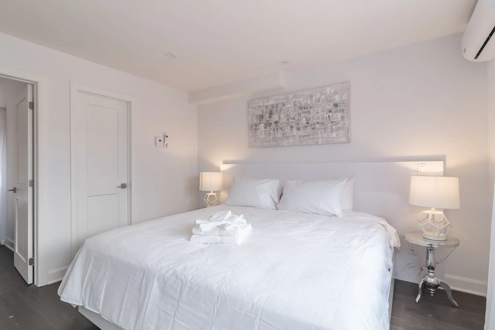 Royal Home - Image 17