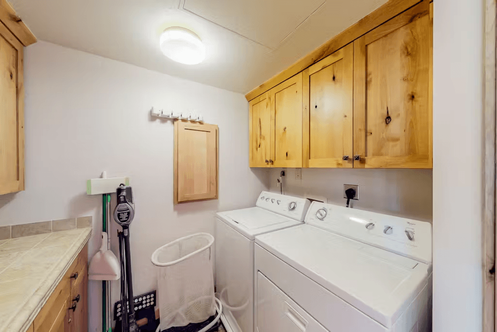 Elkhorn Springs Getaway - Image 32