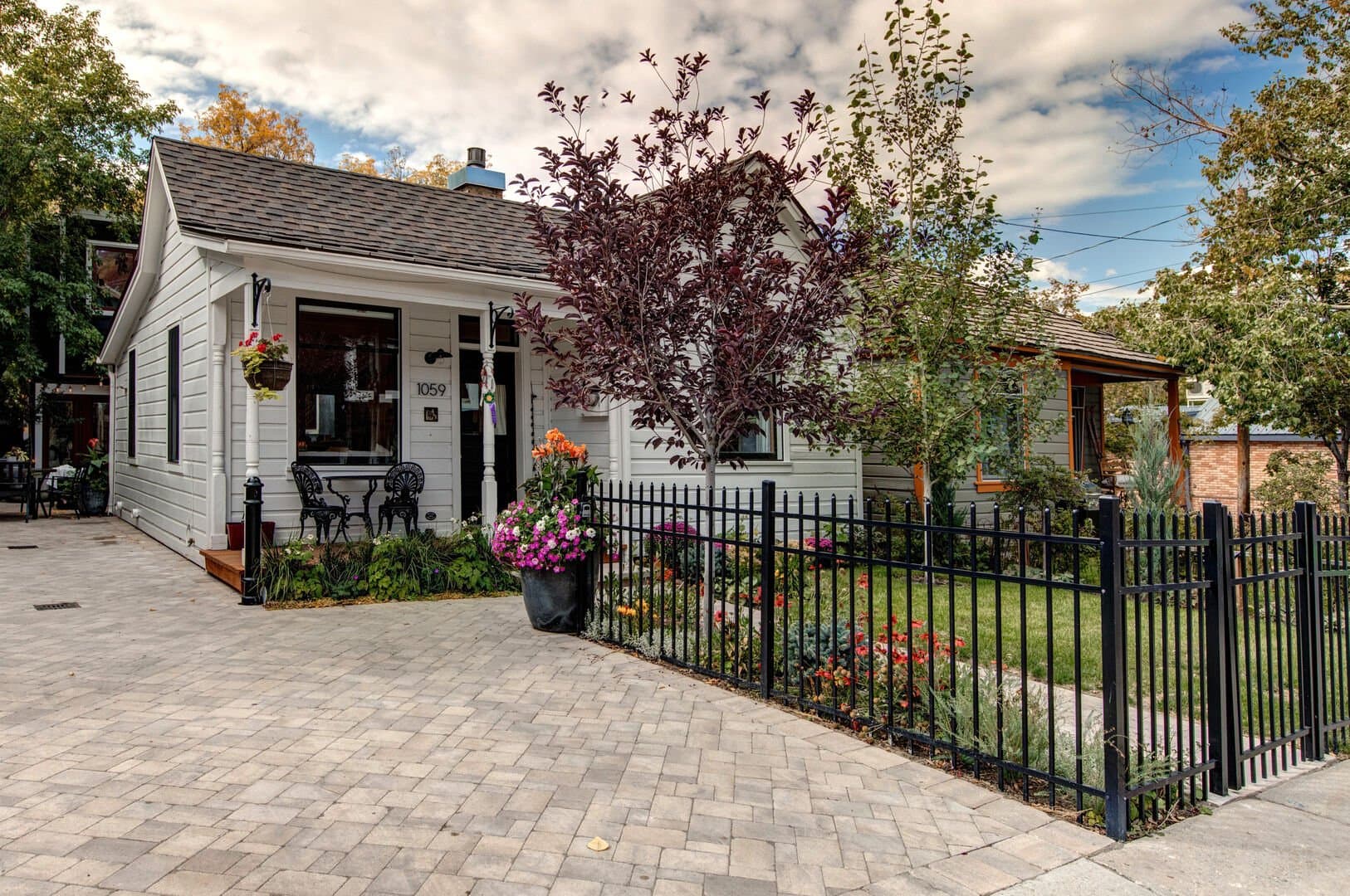 Alpine Minnie's - Image 40