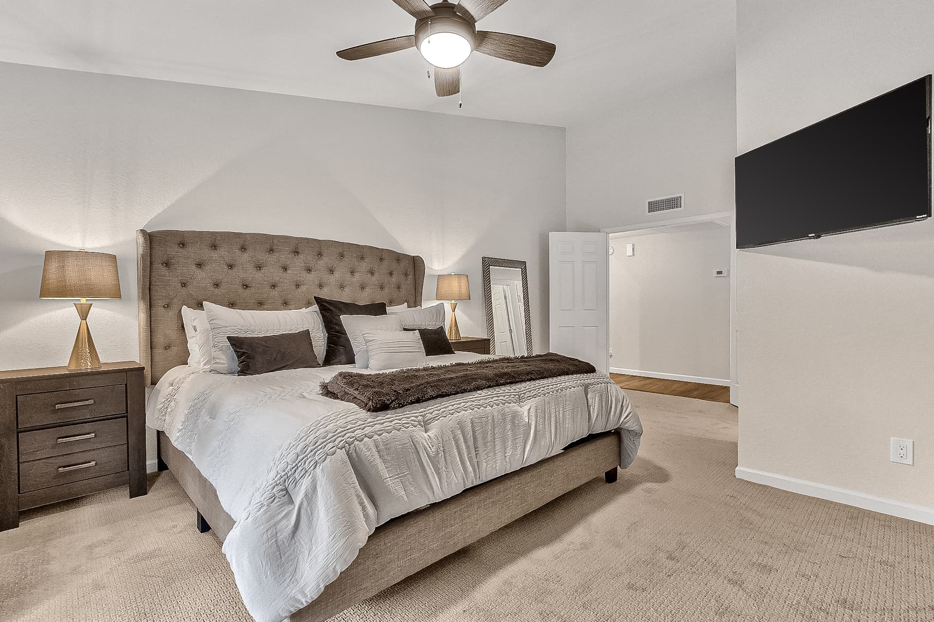 Sunset Ridge Retreat - Image 13