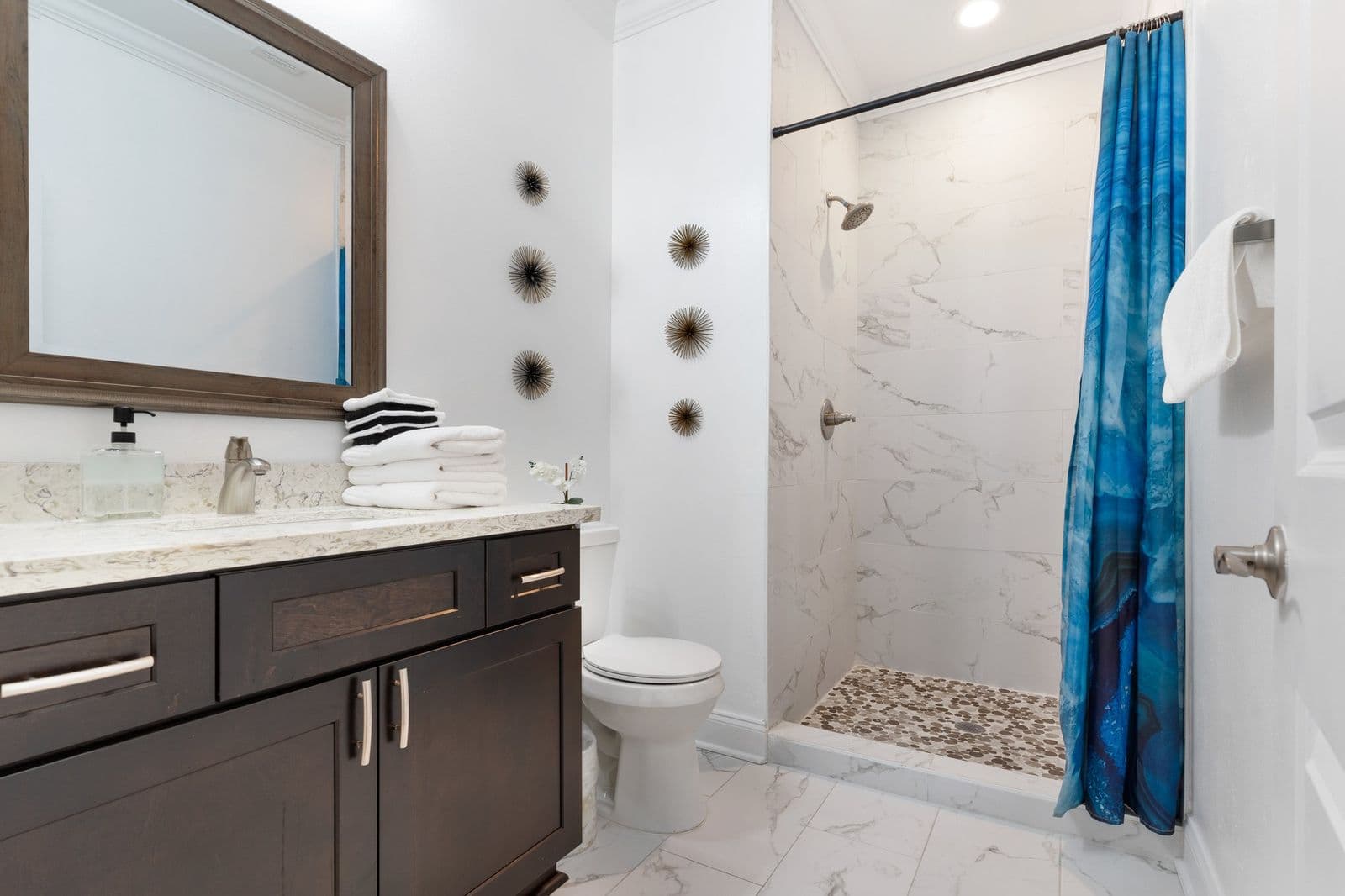 Gorgeous Mid-City House - Image 18