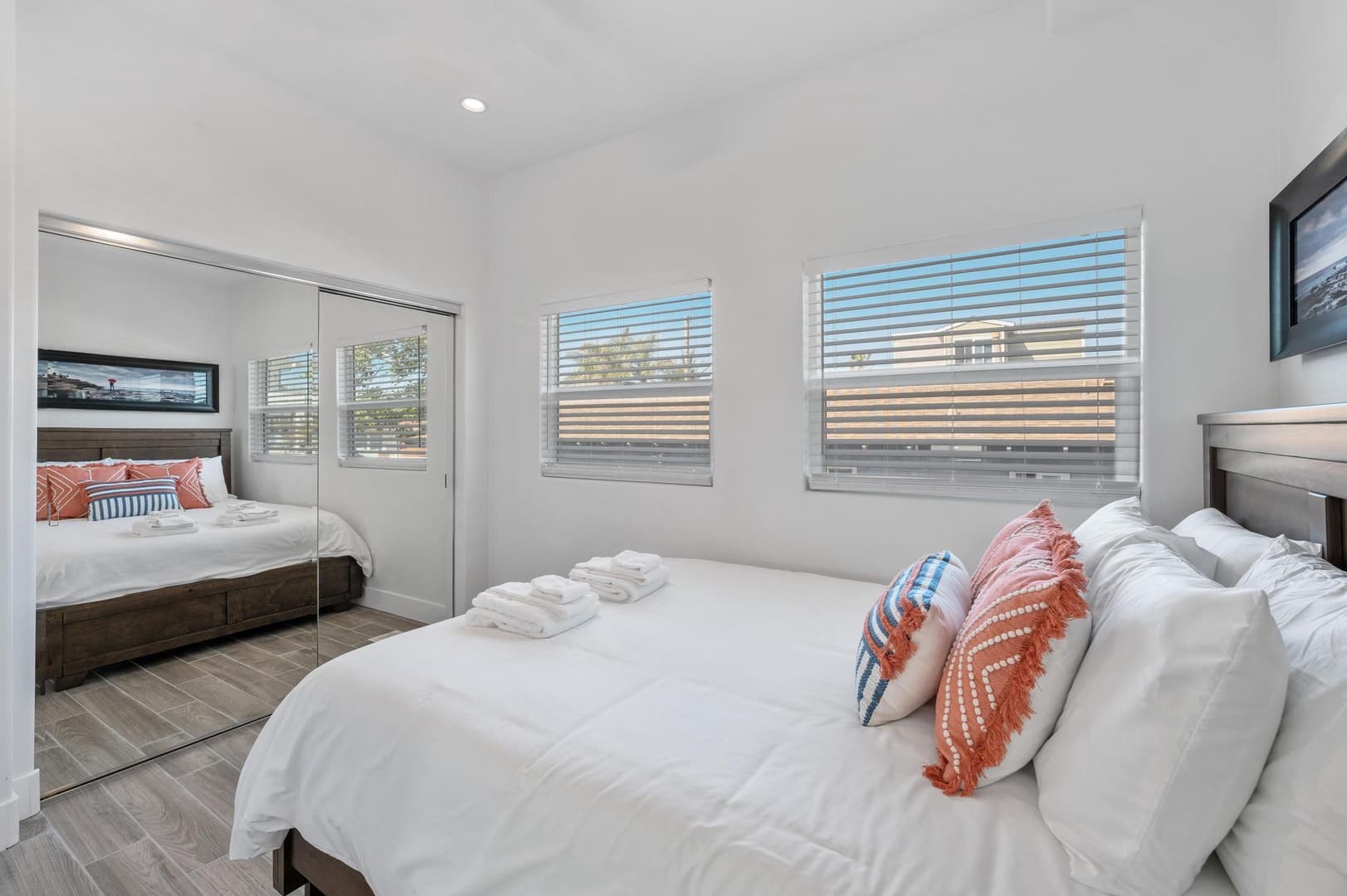 Casa Blanca - Image 30