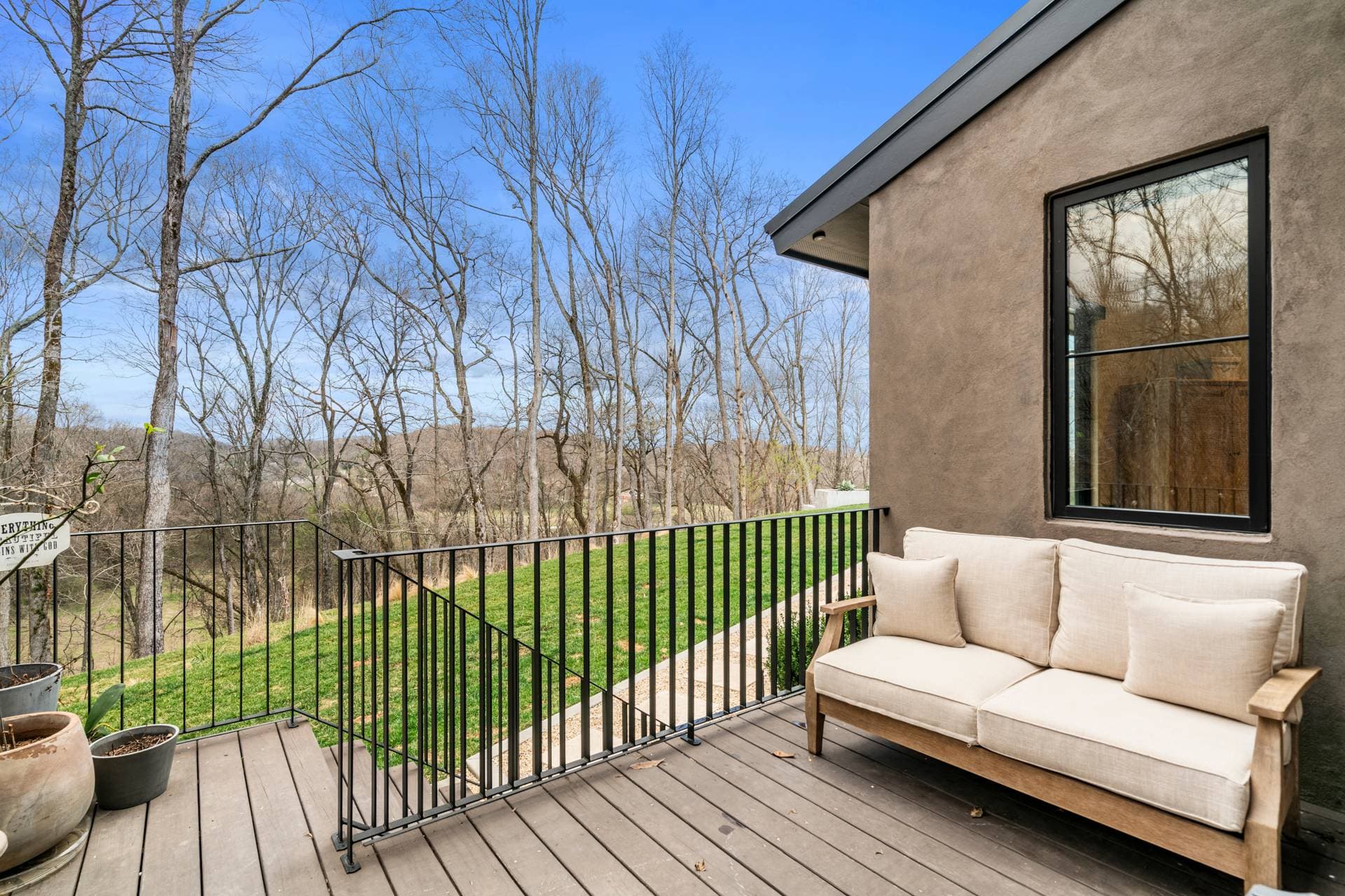 Hilltop Hideaway - Image 40