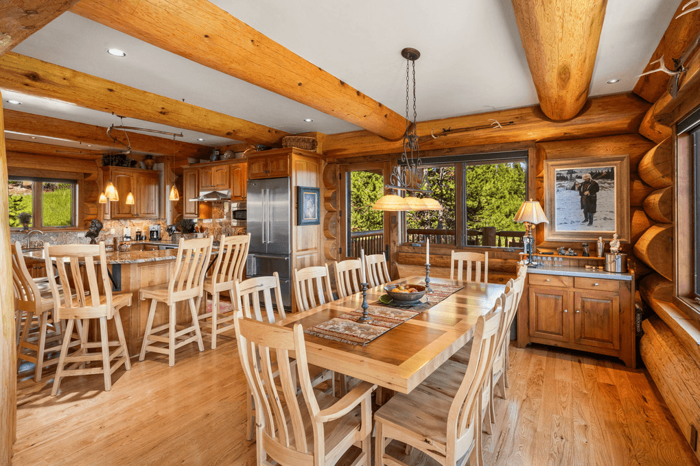 Timberline Lodge - Image 8