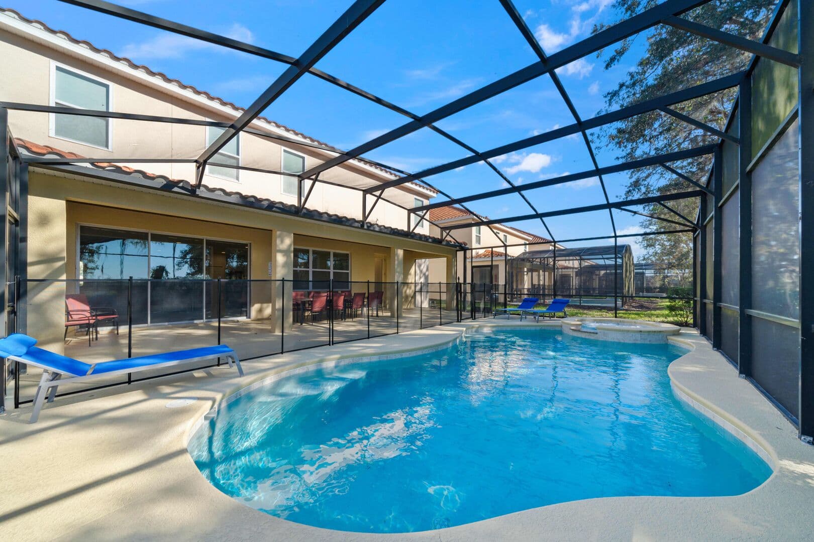 Grand View - Image 38