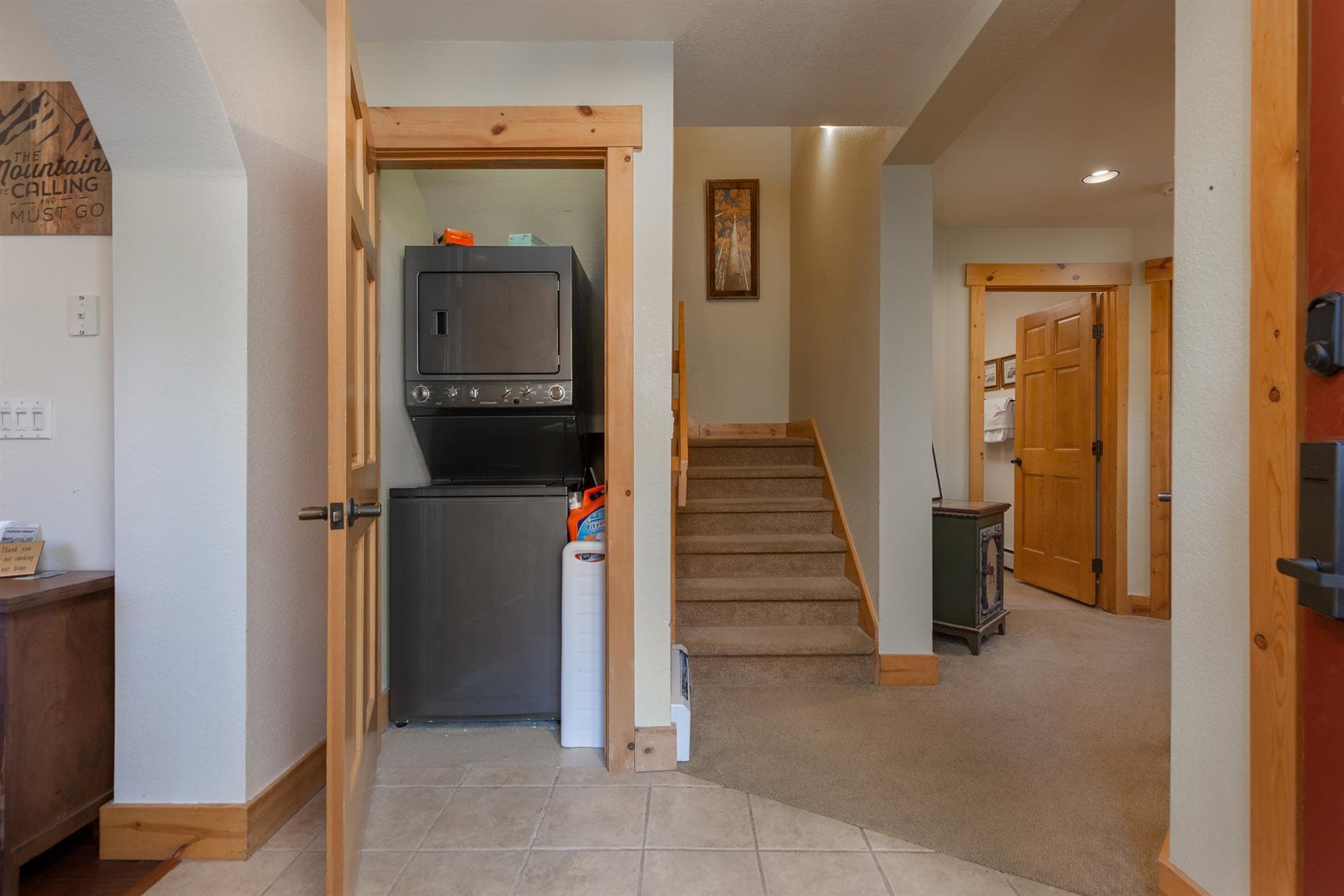 Treetop Haven Retreat - Image 19