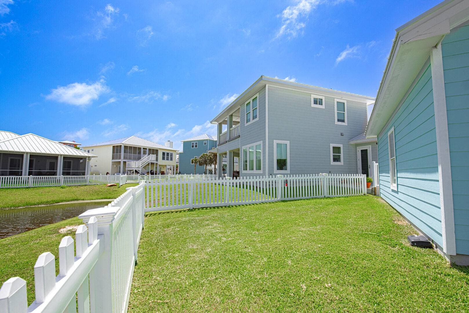 Blue Fin Oasis - Image 66